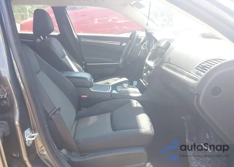 2022 Chrysler 300 Touring from USA, damaged, VIN 2C3CCAAG3NH139519